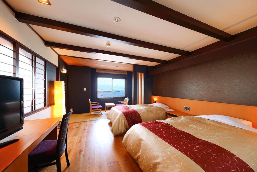 Seaside Hotel Mimatsu Ooetei Beppu Exteriör bild