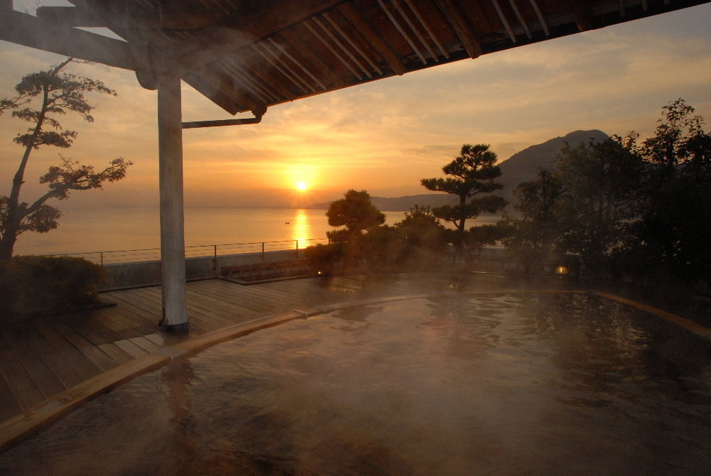 Seaside Hotel Mimatsu Ooetei Beppu Exteriör bild